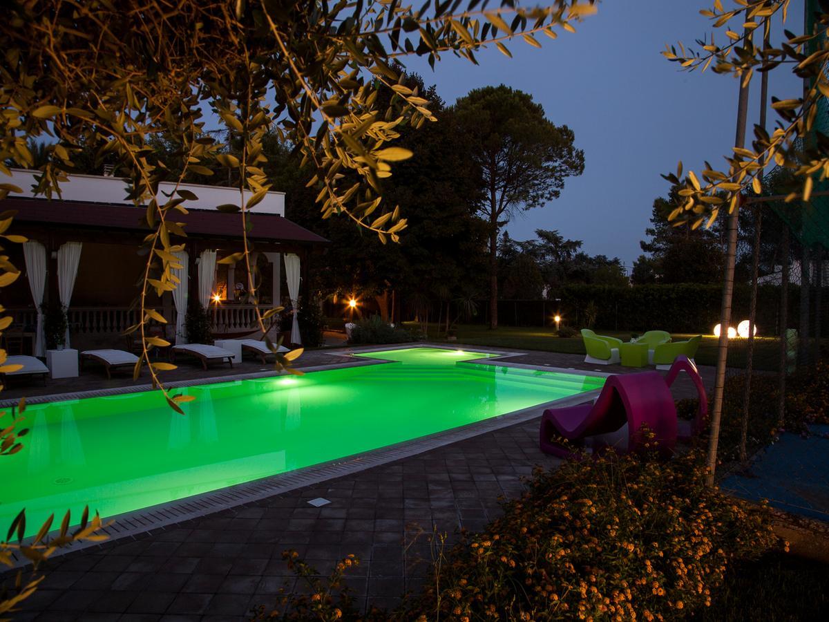 Villa Edda Heated Pool Galatina Eksteriør billede